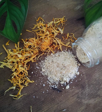 plant based coconut milk body soak for ithcy oirritated skin issues by the wynter rose